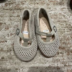Zara Kids Light Gray Perforated Dress Shoes